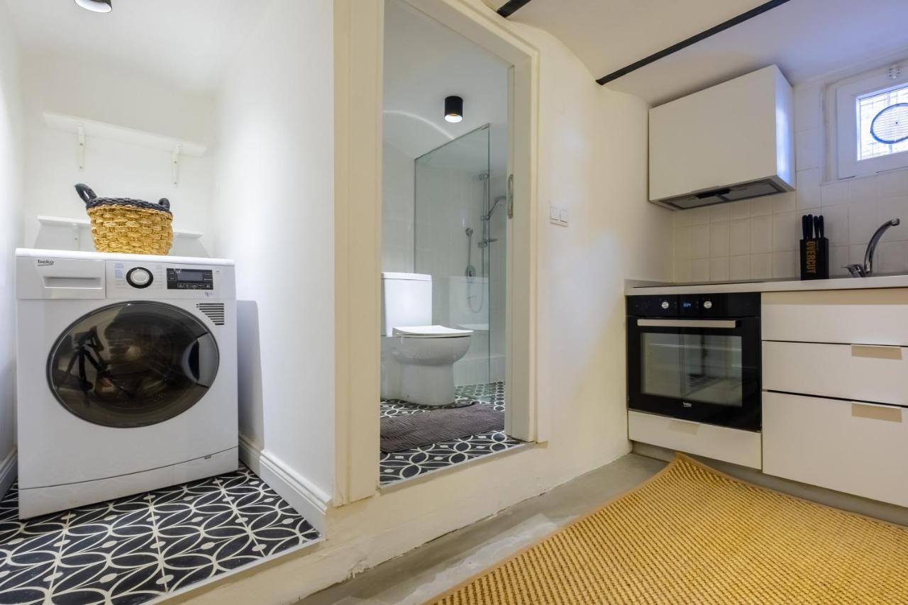 Vibrant Flat 5 Minutes Walk To Istiklal In Beyoglu Apartman Isztambul Kültér fotó
