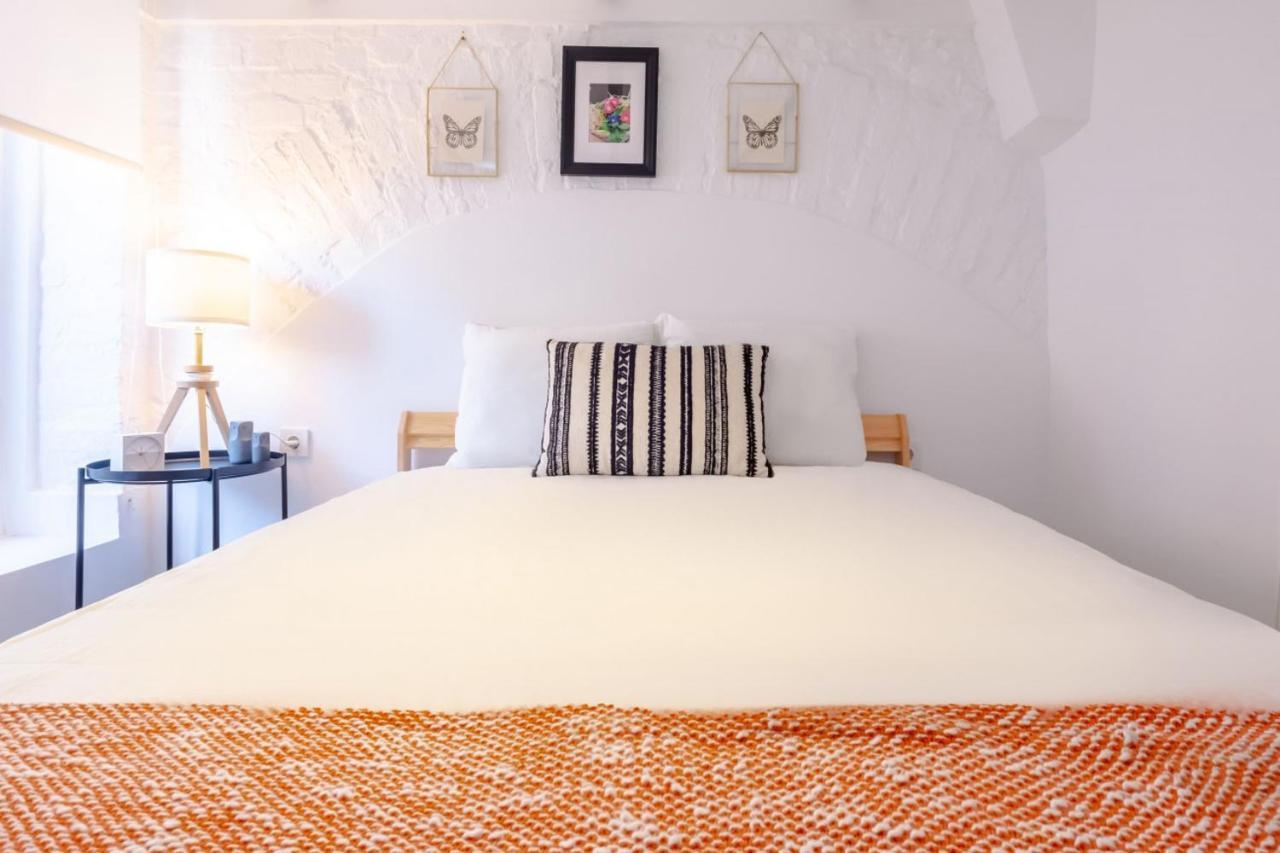 Vibrant Flat 5 Minutes Walk To Istiklal In Beyoglu Apartman Isztambul Kültér fotó
